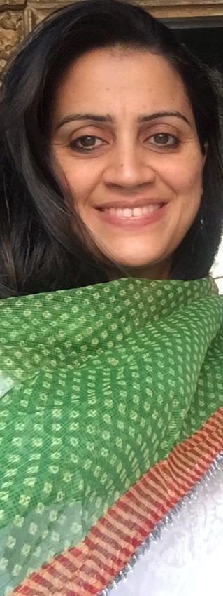 green dupatta self pic